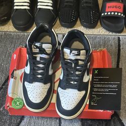 Nike panda dunks 