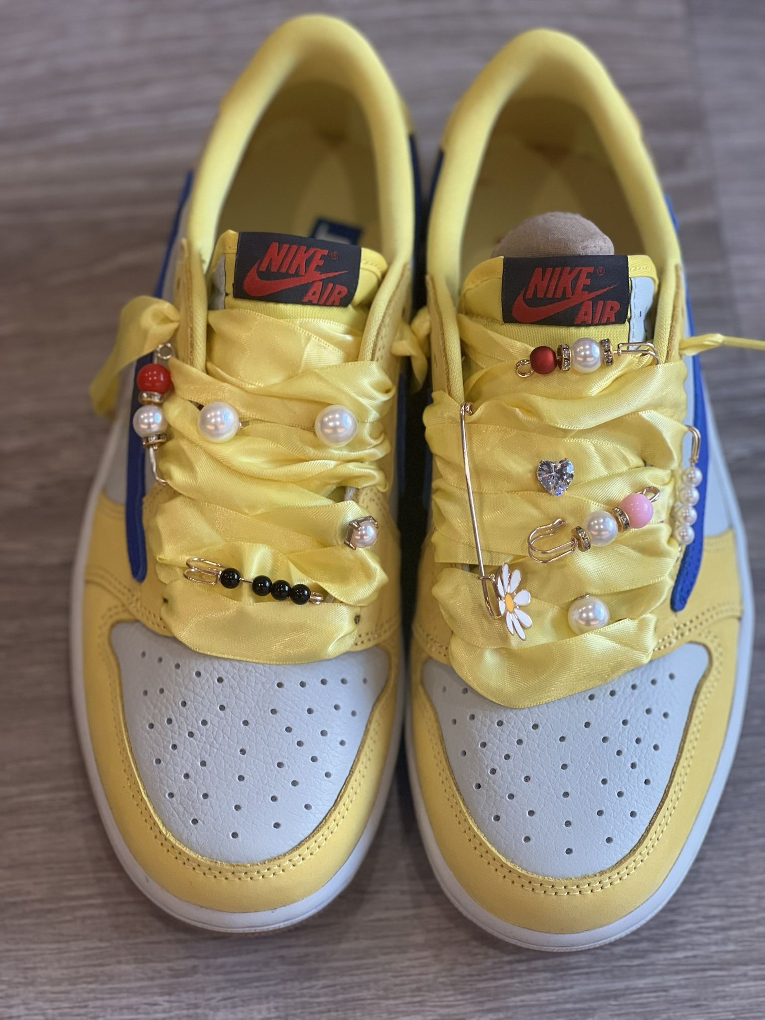 Canary Yellow Travis