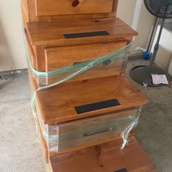 ladder with drawers 