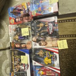 WWE FIGURES