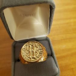 New Nice Looking Men's Gold Plated Ring With Box 📦 Size 11