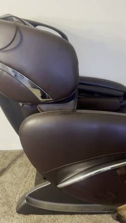 Cozzia EC-670 Full Body Massage Chair with Remote