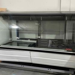 TOR-REY TEM-200 CURVED GLASS REFRIGERATED DELI CASE