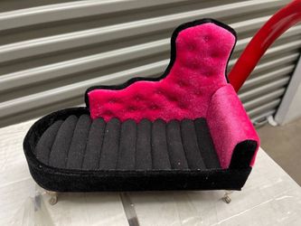 JEWELRY BOX - Black and Pink Plush Open Chaise Lounge Chair