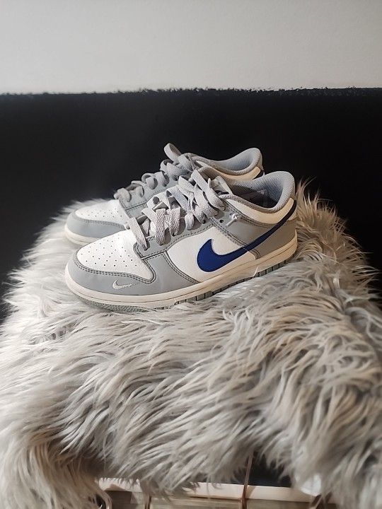 Nike Dunk Low Mini Swoosh Wolf Grey/Game Royal Size 4.5