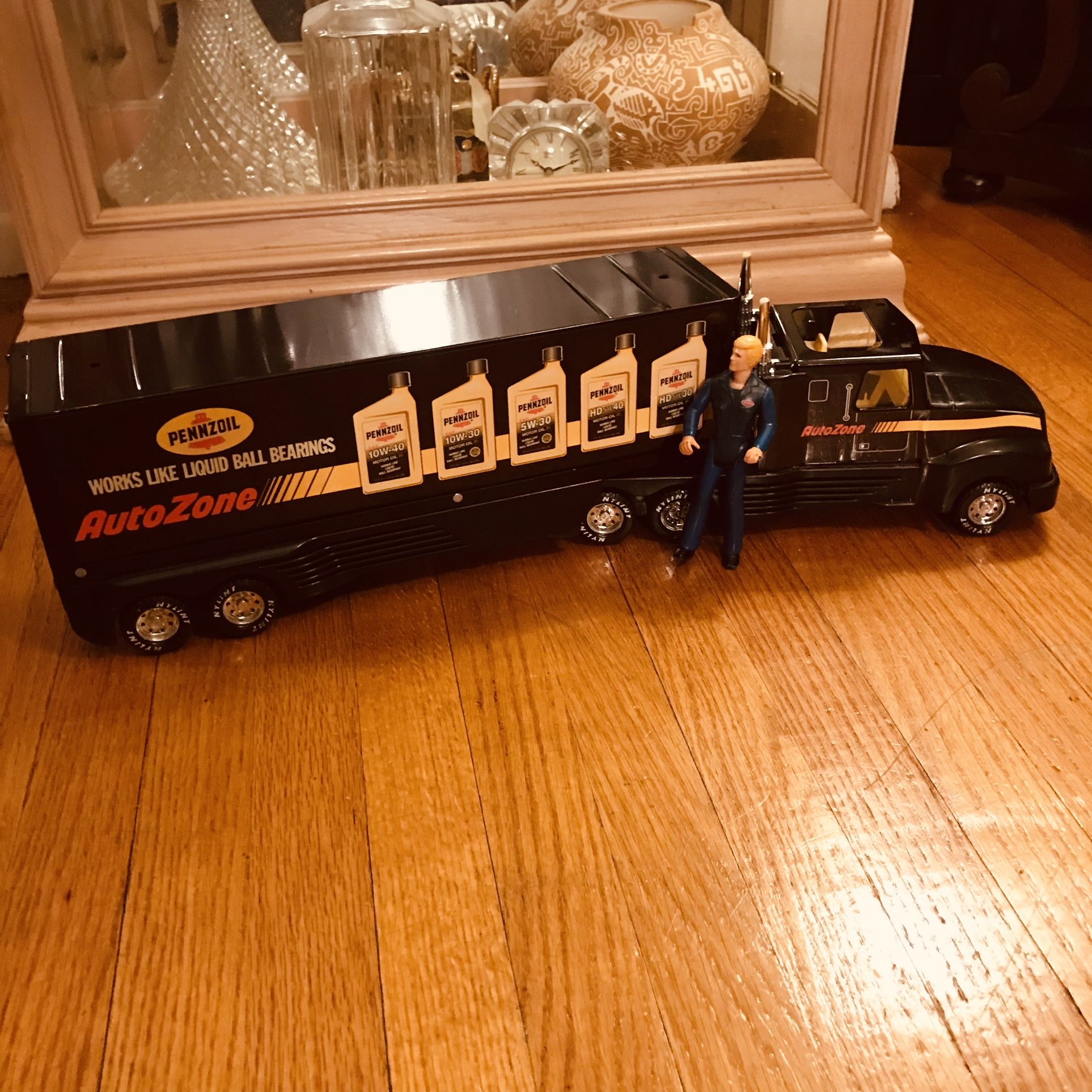 Die Cast and Plastic NYLINT 23’ Inch Pennzoil Autozone Truck (decal On One Side Peeled Off Hood Of Truck Missing, (adding Tonka Mechanic) View Pics