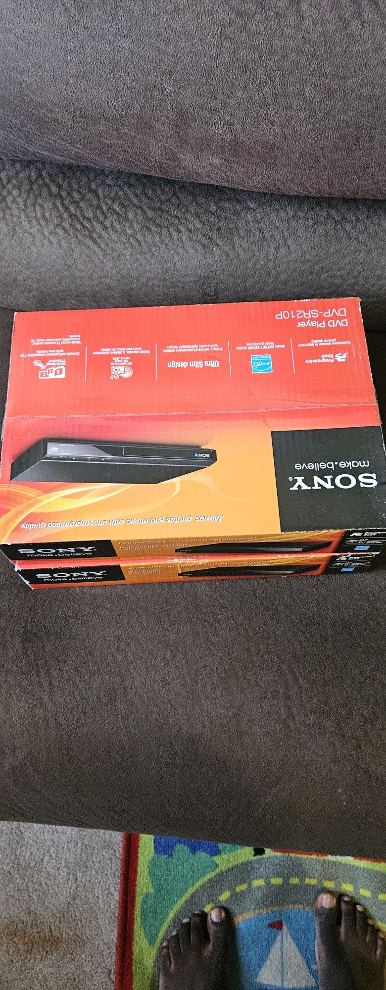 New 2 Sony Ultra Slim DVD Player