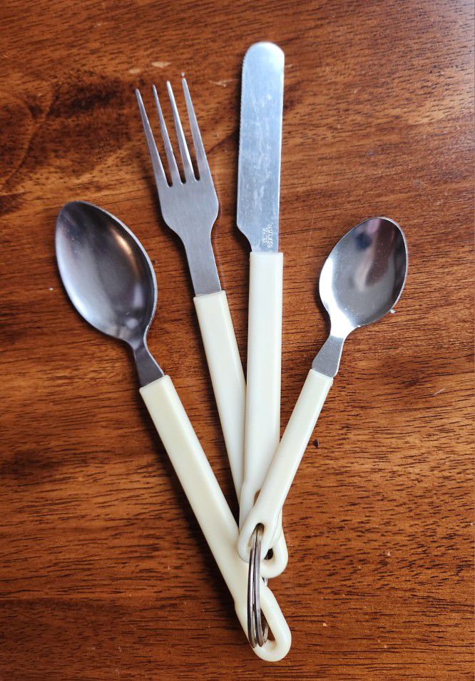 4 Piece Ring Camping Cutlery Utensils 