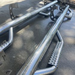 TRUCK RACKS