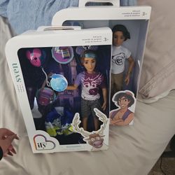 Aladdin And Sven Dolls 