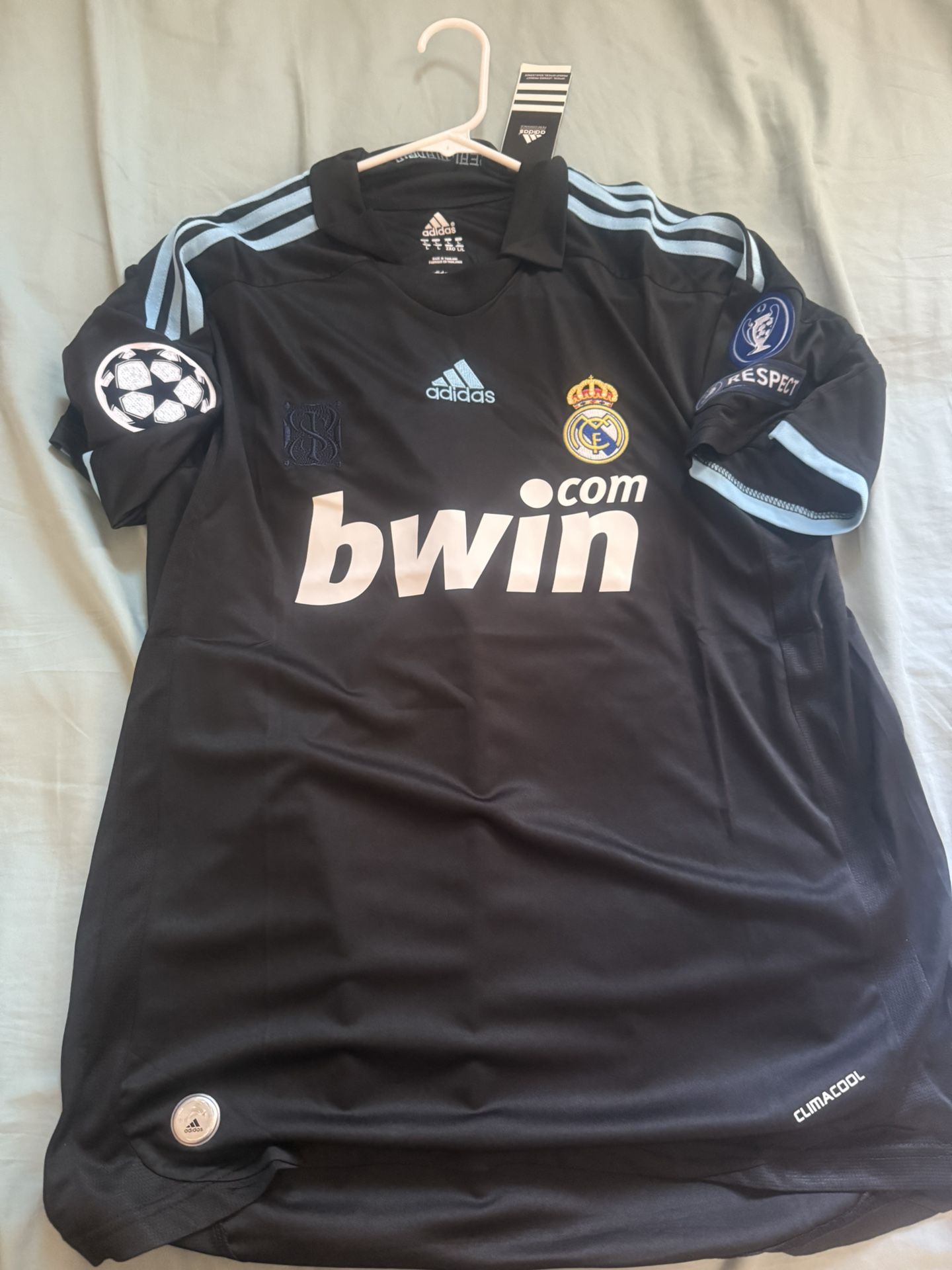 Real Madrid Jersey Size Large