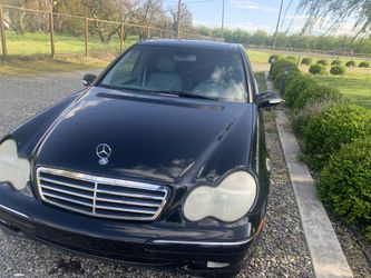 2004 Mercedes-Benz E-Class