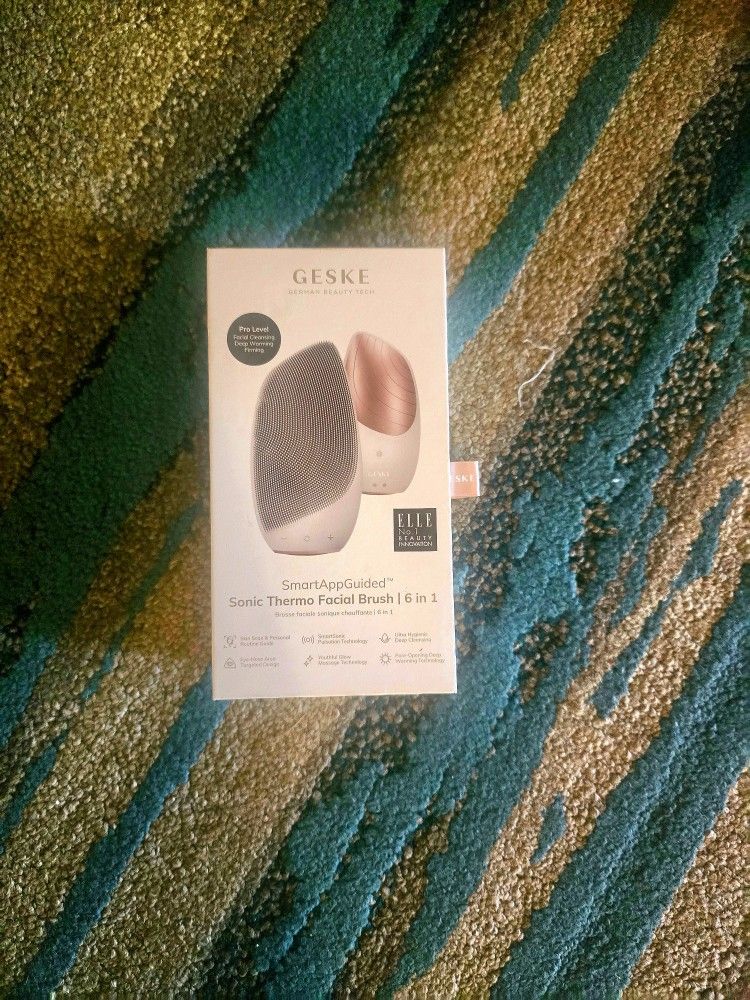 Sonic Thermal Facial Brush