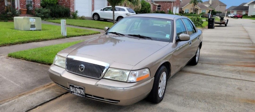 2004 Mercury Grand Marquis