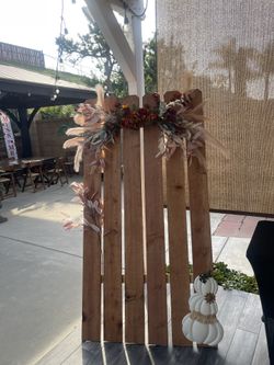 Backboard Shower Decor