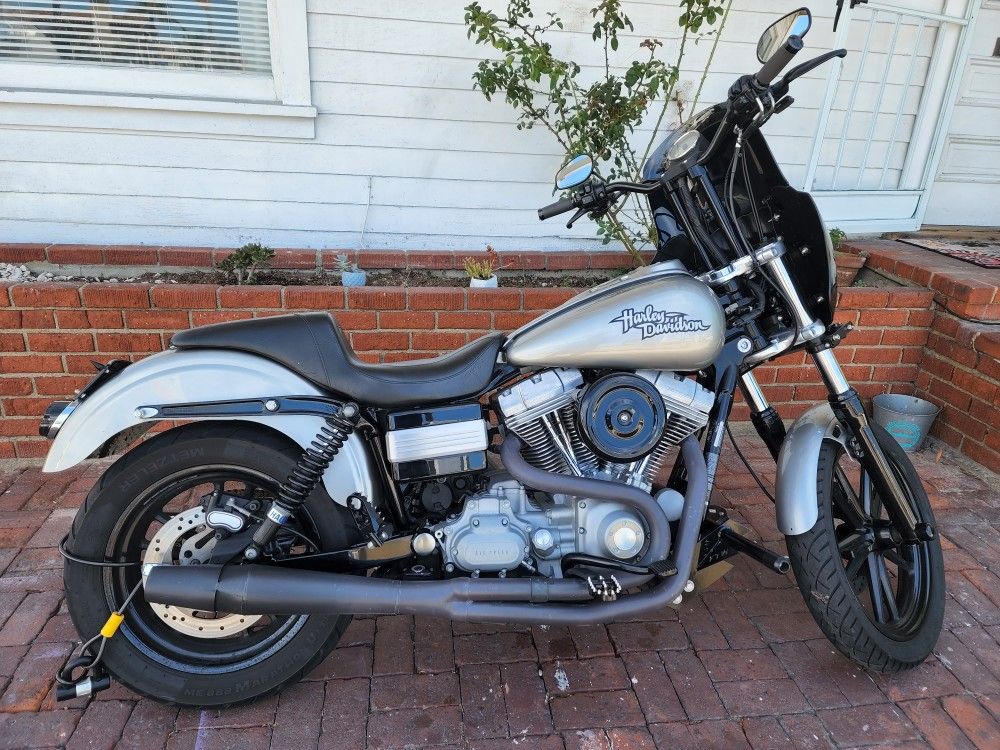 2009 Harley Davidson Super Glide FXD