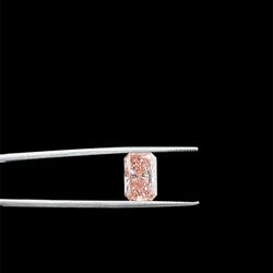 Fancy Vivid Pink Radiant Shape Diamond 