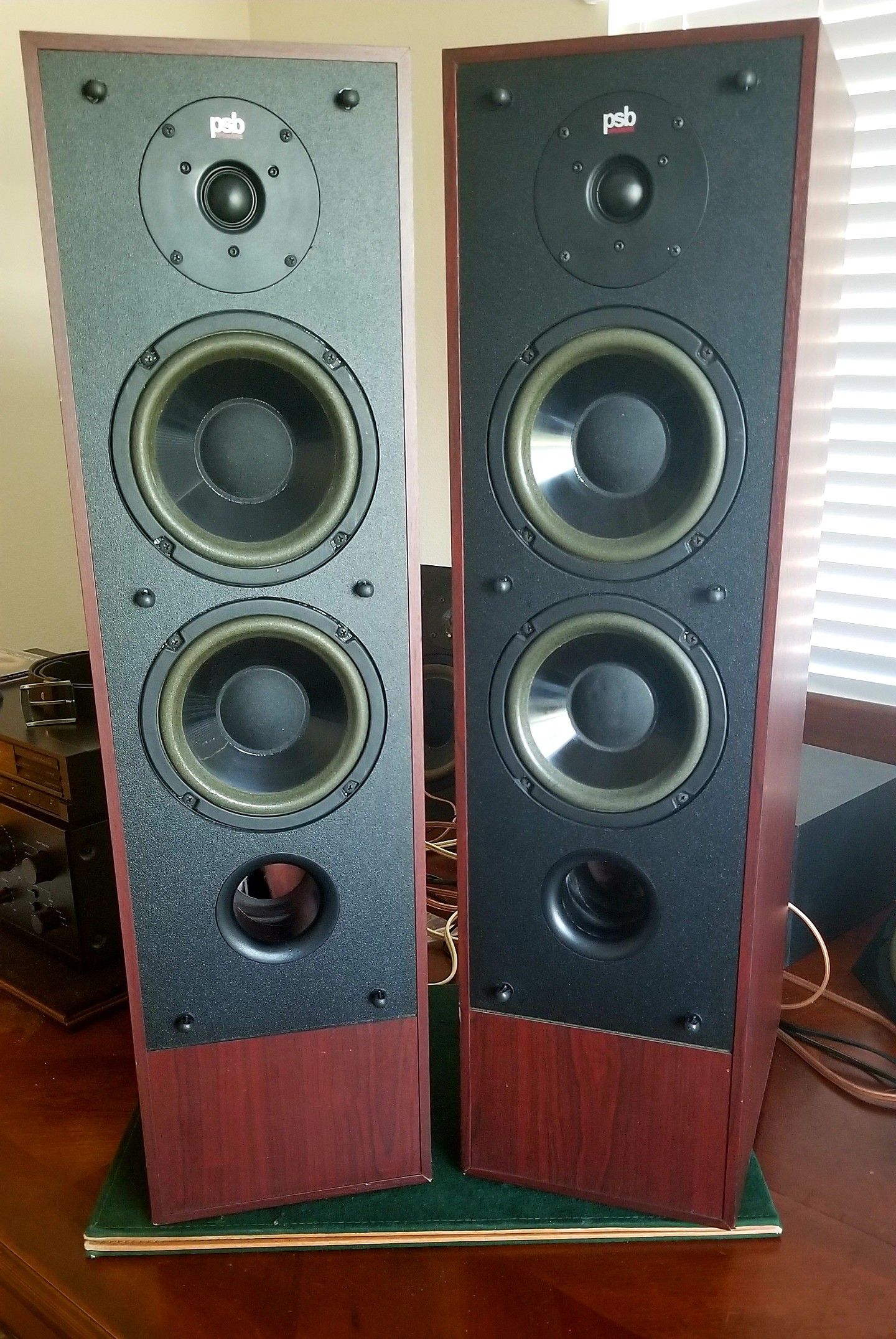PSB Century 600i speakers