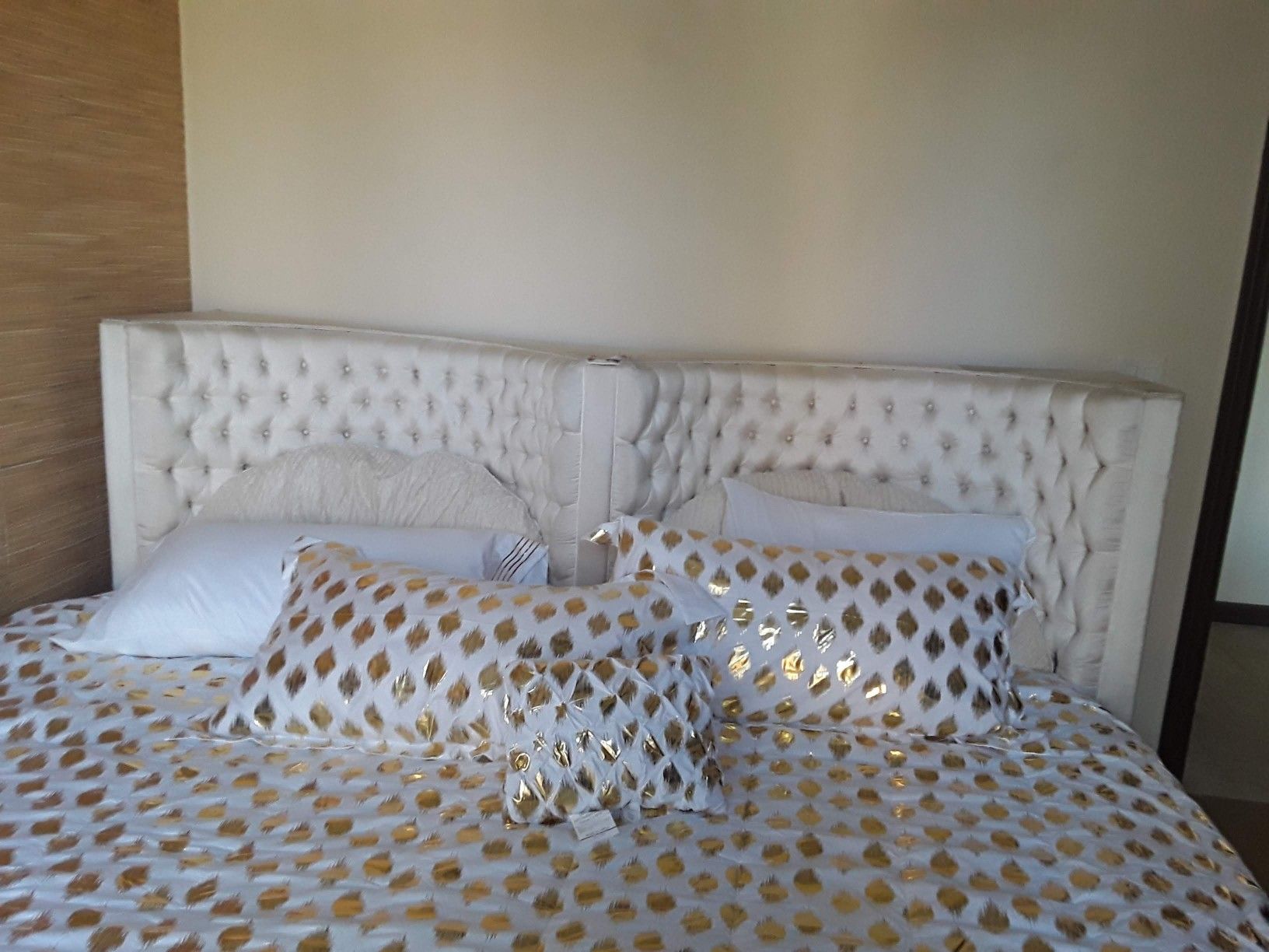 California King heart shaped silk/ beaded Comforter