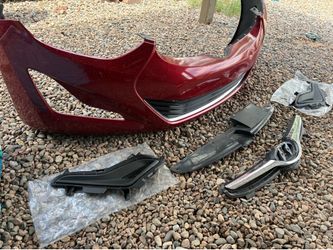 2016 Hyundai Elantra bumper
