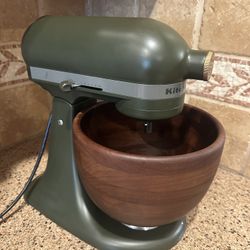 KitchenAid ® Artisan® Design Series Evergreen 5-Quart Tilt-Head Stand Mixer