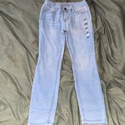Light Wash Skinny Jeans 