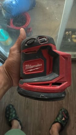 Milwaukee sander
