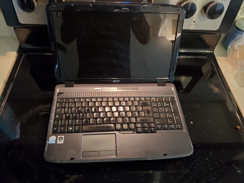 Laptop Acer Aspire 5735 No AC