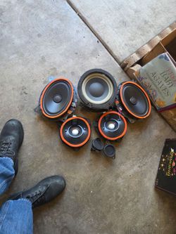 JBl speaker system