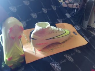 Nike Air Zoom Soccer Cleats