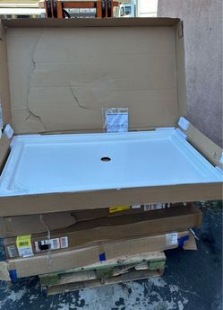 60” X 32” Shower Base Center Drain in White