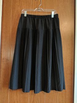 Size 14p Poca Dot Skirt