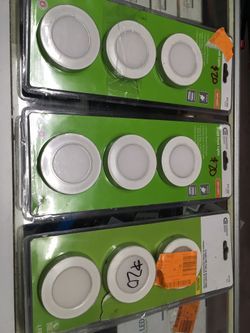 3 LIGHT PUCK LIGHT