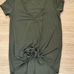 NWOT Lululemon Tie Front Tee Size 4