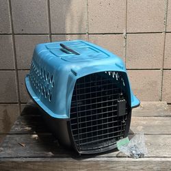 Top paw travel crate
