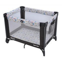 Graco Pack and Play Portable Playard - Like New