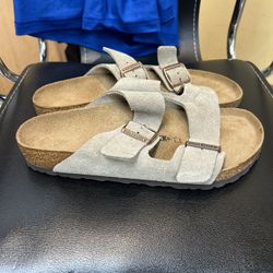 New Birkenstock Arizona Size 8
