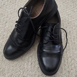 Dress Shoes 6.5