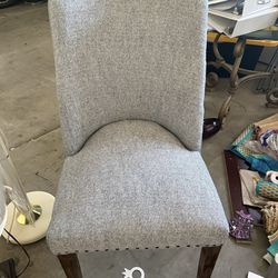 Decorative accent chair