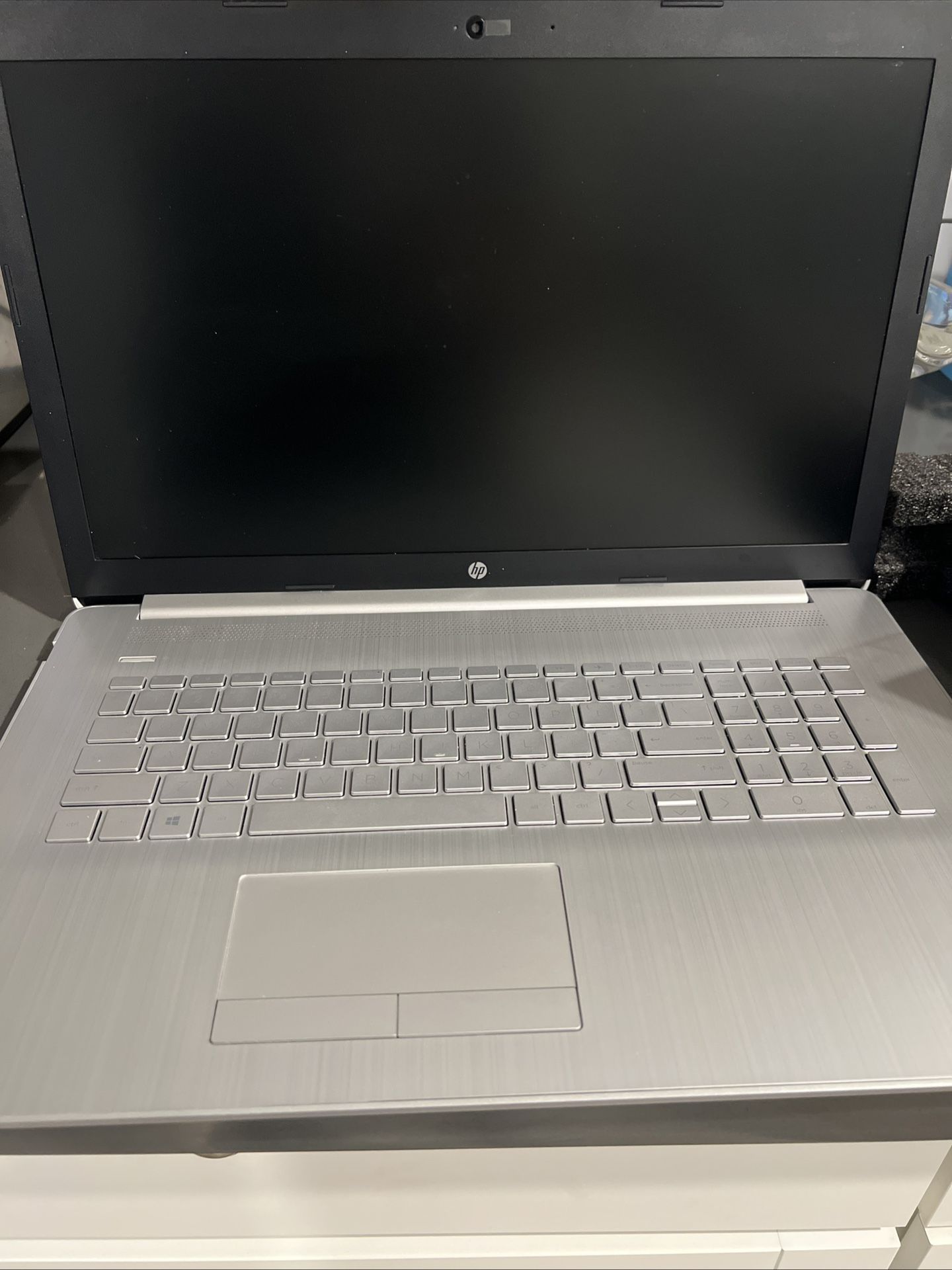 HP 17-by3063st 17.3" 128 SSD 1TB HD 8GB SDRAM