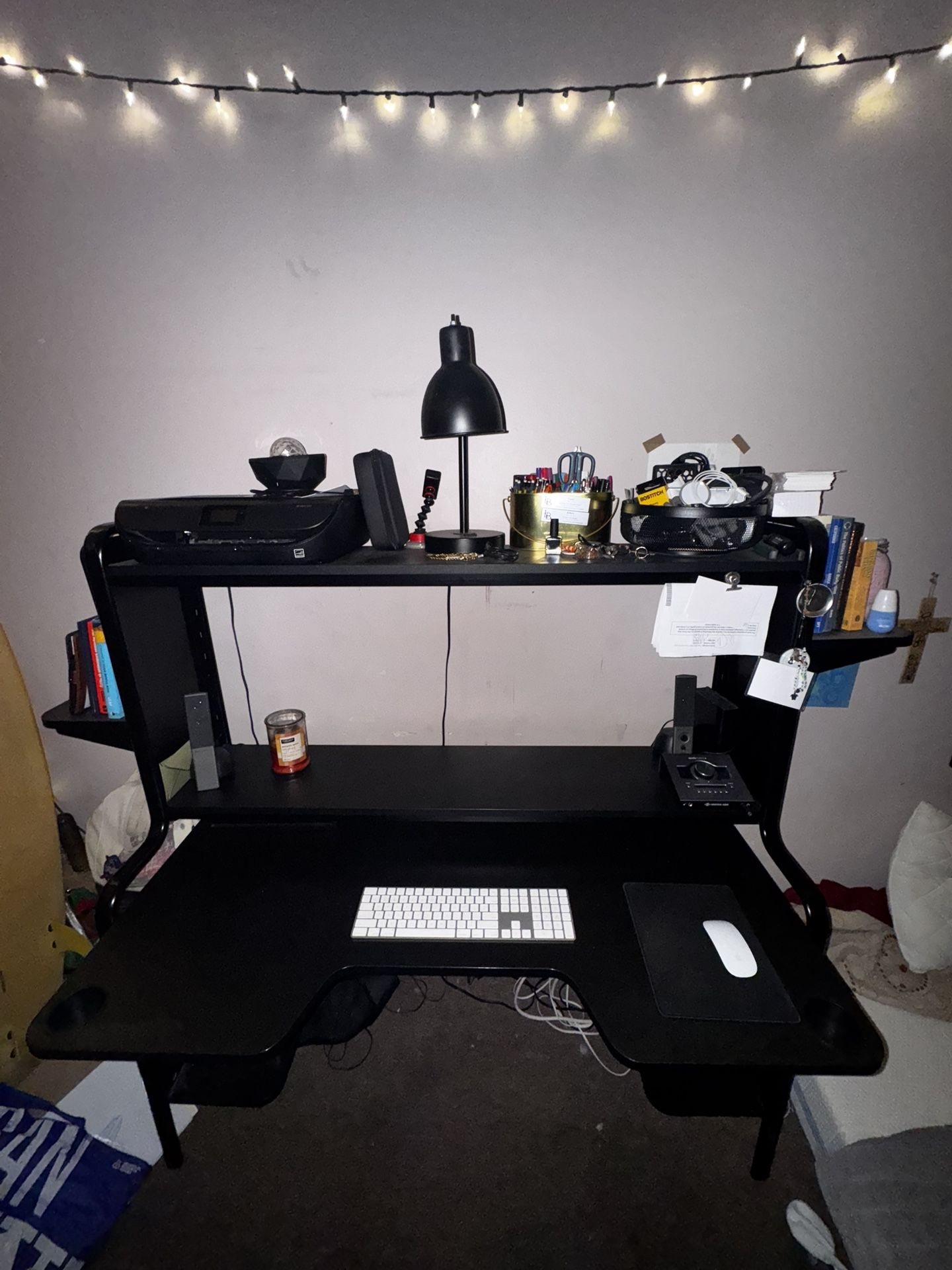 FREDDE Gaming Desk | 1 Year Old