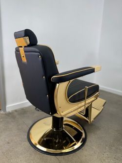 Gold Barberpub #8334 All Purpose Hydraulic Rotating Styling Chair