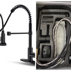 Black Kitchen Faucet with Pull Down Sprayer Stainless Steel Single Handle Pull Out Spring Sink Faucets 1 Hole Or 3 Hole Dual Function for Farmhouse