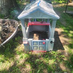 Kids Playhouse And Little Tikes Car