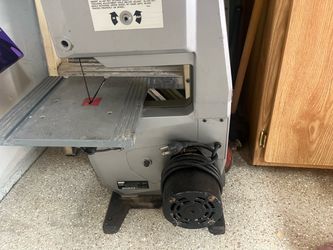 Band saw