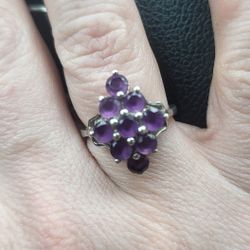 925 Stamped Silver Ring With 9 Round Amethyst Stones! Diamond Shaped Setting! Must See! 