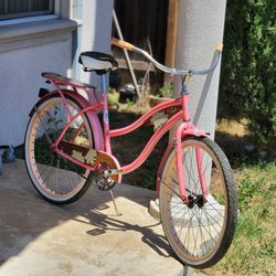 26"×19" Nice & clean Cruiser Bike With Carrier 