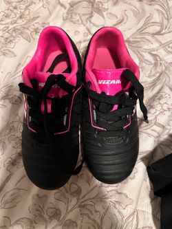 Toddler cleats size 9c