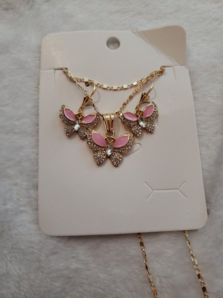 Butterfly Necklace Set