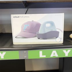 Cricut hat press